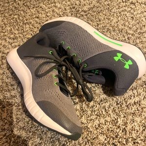 Men Under Armor; NWOT